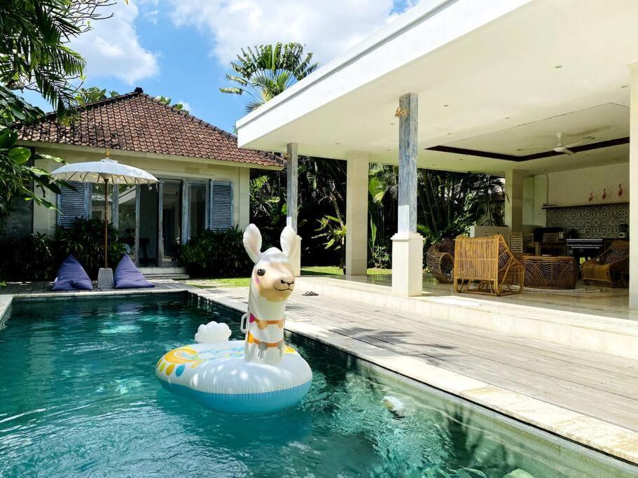 Villa Biru - 500M Batubelig Beach Canggu Zewnętrze zdjęcie